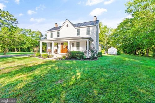 10719 Kettle Run Rd, Nokesville VA  20181-1715 exterior