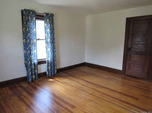 159 South St, Middletown NY  10940-6525 exterior