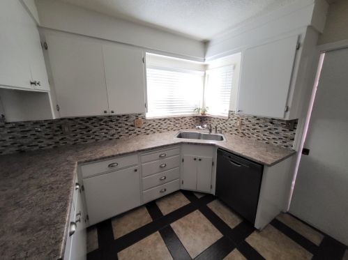 413 Turner Rd, Lodi CA  95240-0530 exterior