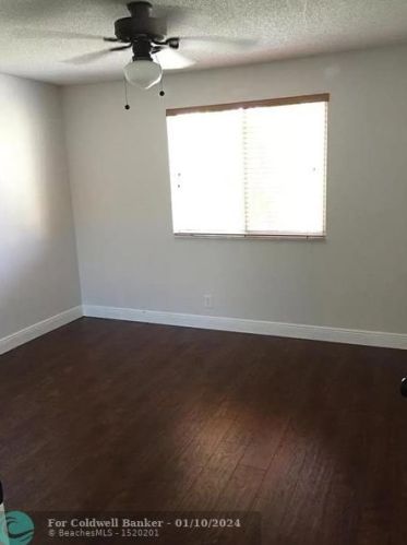 6823 Via Regina, Boca Raton FL  33433-3956 exterior