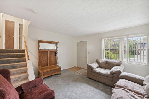 7783 Walnut Creek Dr, Florence KY  41042-2773 exterior