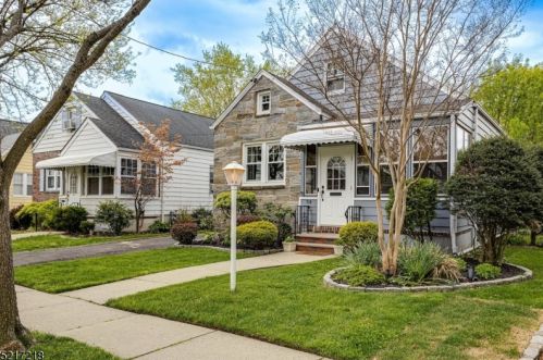 718 Elm St, Roselle Park, NJ 07204-1331