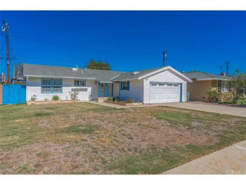 2719 Monroe Ave, Orange, CA 92867-6232