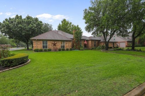 2 Rolling Hills Cir, Denton, TX 76205-8566