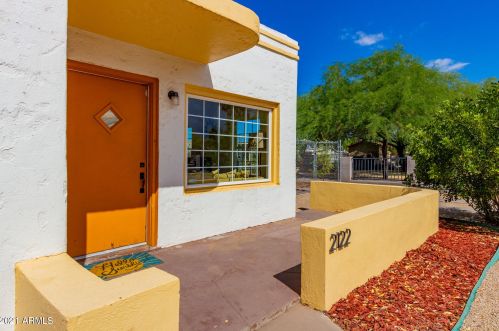 2122 24th Pl, Phoenix, AZ 85008-2720