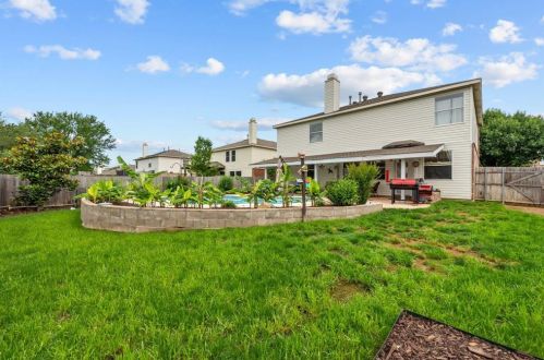 1612 Marble Cove Ln, Denton TX  76210-5820 exterior