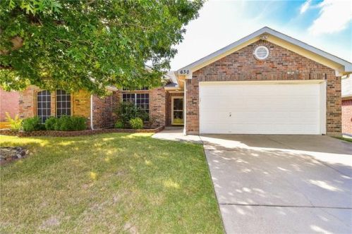 630 Saint Eric Dr, Midlothian, TX 76063-7650