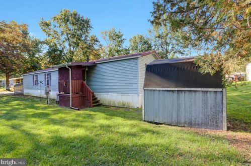 231 Shippensburg Mobile Est, Lees Cross Roads PA  17257-9526 exterior