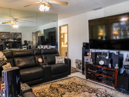 515 8th St, West Palm Beach FL  33403-3101 exterior