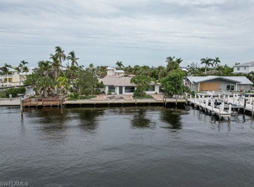 2179 Lemon St, Saint James City FL  33956-2025 exterior