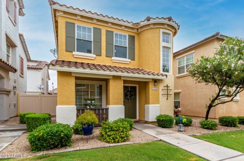 1310 Owl Dr, Gilbert, AZ 85296-8470