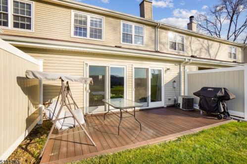 166 Gettysburg Way, Lincoln Park NJ  07035-1821 exterior