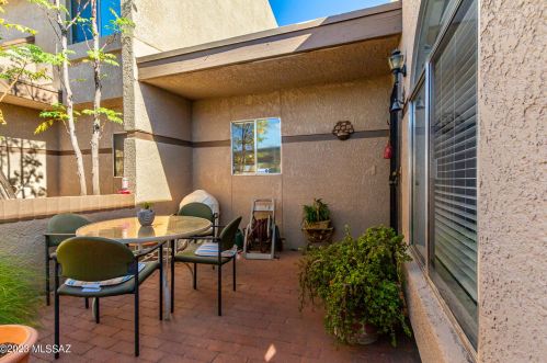 3726 3rd St, Tucson, AZ 85707-3822