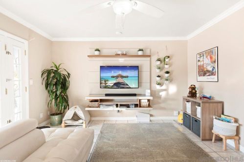 11122 Avenida Del Gato, San Diego CA 92126-1740 exterior