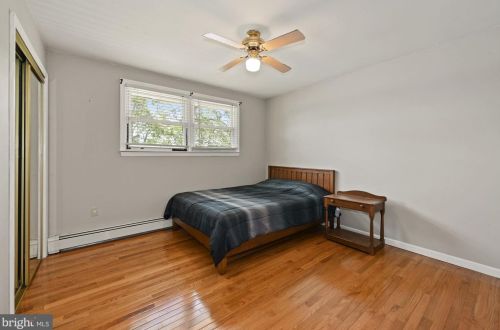 100 Spring Ter, Browns Mills NJ  08015-6502 exterior