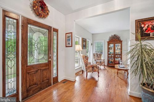 10810 Harley Rd, Lorton, VA 22079-3906