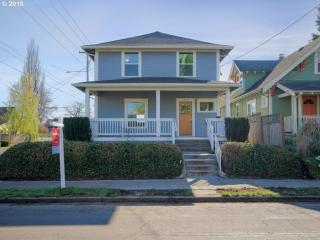 4422 20th Ave, Portland, OR 97211-5745