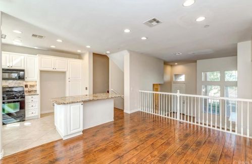 8443 Kendra Loop, Orange CA  92867-1505 exterior