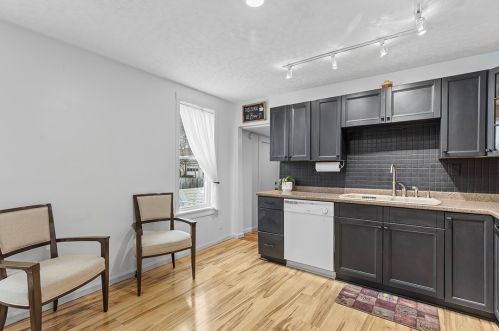 225 Elizabeth Ave, Evans City PA  16033-1087 exterior