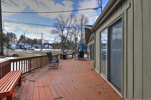 53 Alison Ave, Wallingford CT 06492-3302 exterior