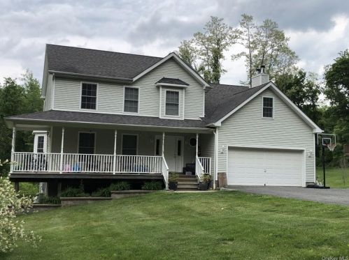 199 Stormville Mountain Rd, Stormville, NY 12582-5238