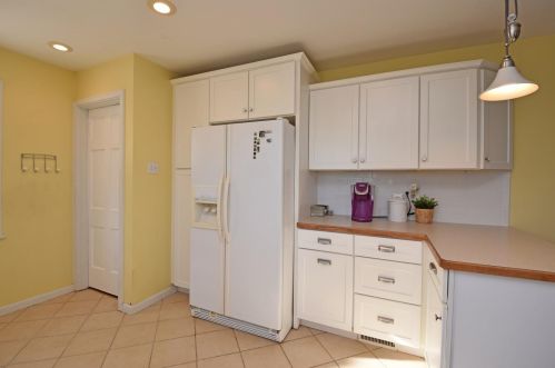 6009 Cleves Warsaw Pike, Cincinnati OH 45233-4935 exterior