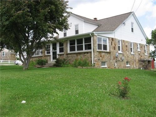 147 American Legion Rd, Latrobe, PA 15650-5241