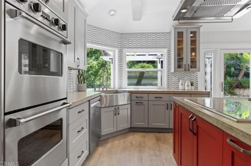 584 Andover Dr, Anaheim CA  92807-4606 exterior