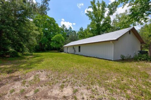 3591 State Highway 20, Freeport, FL 32439-6004