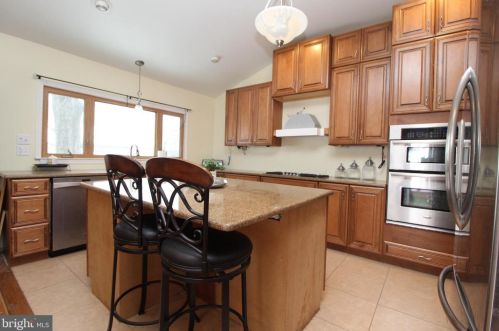 613 Linnet Rd, Norristown, PA 19403-1958