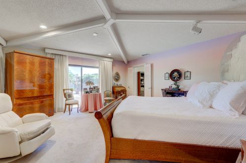 5215 Estates Dr, Delray Beach FL  33445-4385 exterior