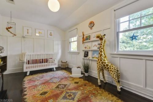 134 Maplewood Ave, Maplewood NJ 07040-1233 exterior