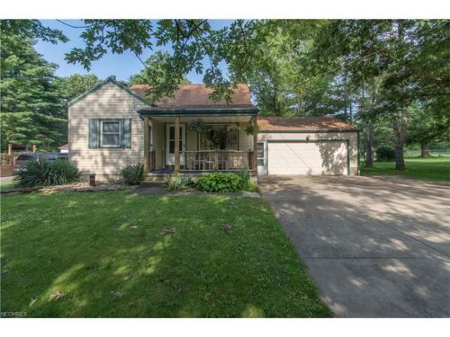 3255 Franklin Ave, Hubbard, OH 44425-2326