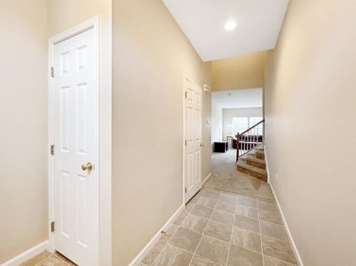 208 Maple Ridge Dr, Canonsburg, PA 15317-7300
