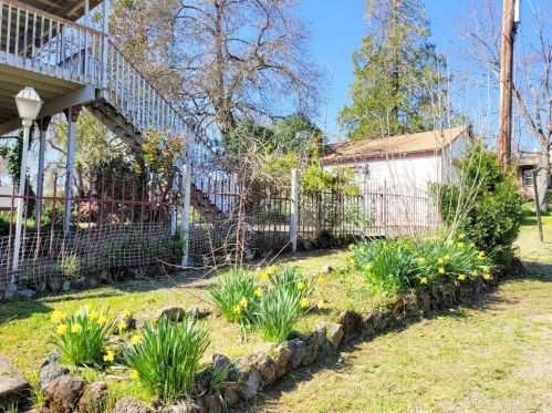 103 Tunis St, Lakeport CA  95453-4605 exterior