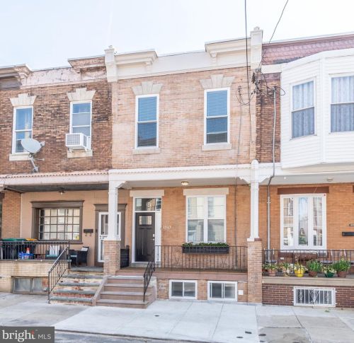 1813 17th St, Philadelphia, PA 19145-2227