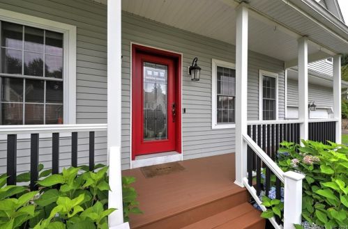 43 Milford Hunt Ln, Milford, CT 06461-9146