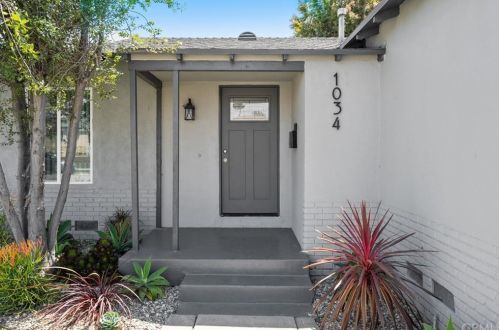 1034 133rd St, Gardena, CA 90247-1859