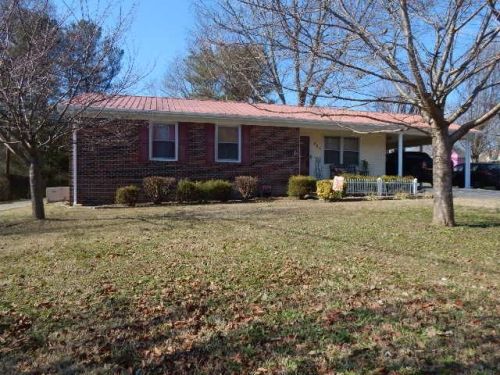 227 Willow Run, Mc Minnville, TN 37110-6505