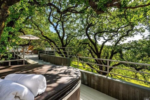 4833 Skycrest Way, Santa Rosa CA  95405-8798 exterior