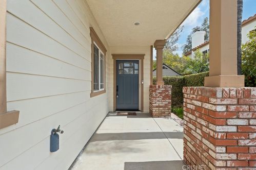 28170 Angelica Pl, Santa Clarita, CA 91354-1499