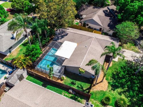 1163 Ridgecrest Ct, Palm Harbor FL  34683-2732 exterior