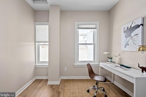 817 T St, Washington DC 20001-4119 exterior