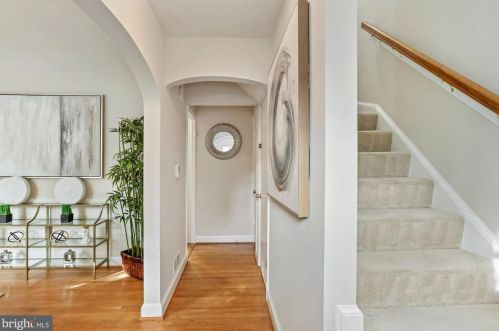 3503 Northampton St, Washington, DC 20015-2551