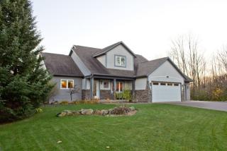 1703 Statesman Dr, Wausau, WI 54403-5131