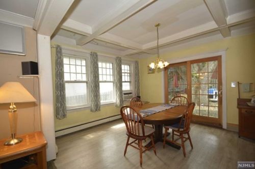 148 Overpeck Ave, Ridgefield Park NJ  07660-1504 exterior