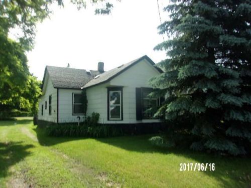 120 Beebe Ave, Peshtigo, WI 54157-1301
