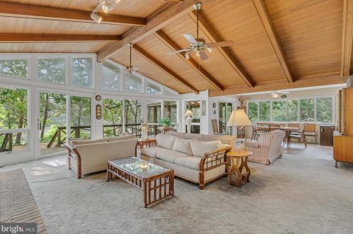 26 Mount Holly Ct, Montross VA  22520-4110 exterior