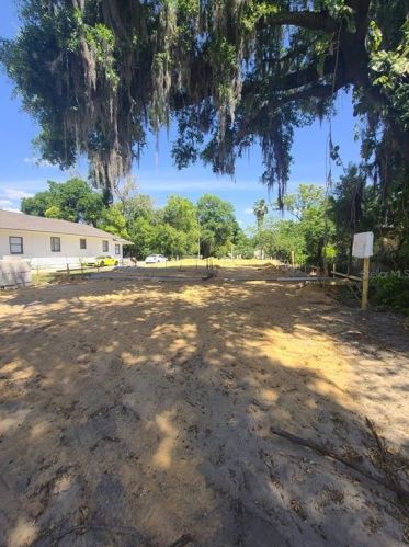 1115 Walnut St, Lakeland FL  33815-4378 exterior