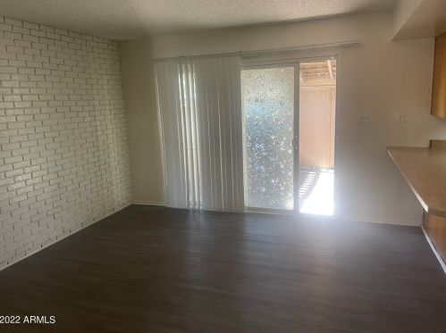 6702 43rd Ave, Glendale AZ  85301-3602 exterior